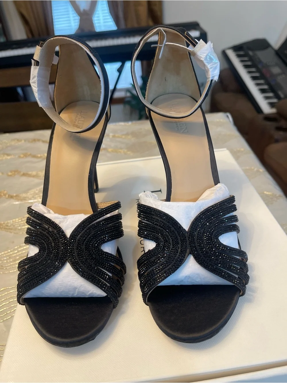 NWB Lauren Ralph Lauren women’s Allie embellished multistrap sandals black 8.5